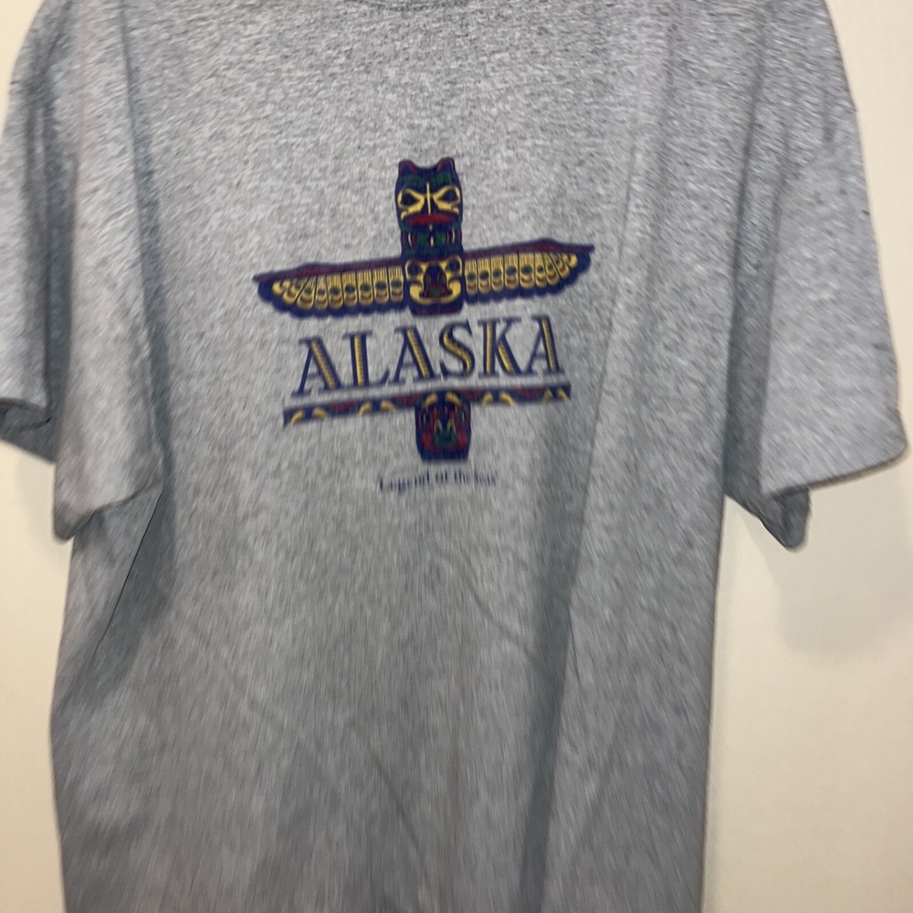 Alaska Vintage T Shirt Totem Art Nature Outdoors Vacation XL Gray Delta Tag